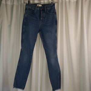 Madewell 10" High Rise Skinny Jeans Button Fly Size 25P straight leg frayed